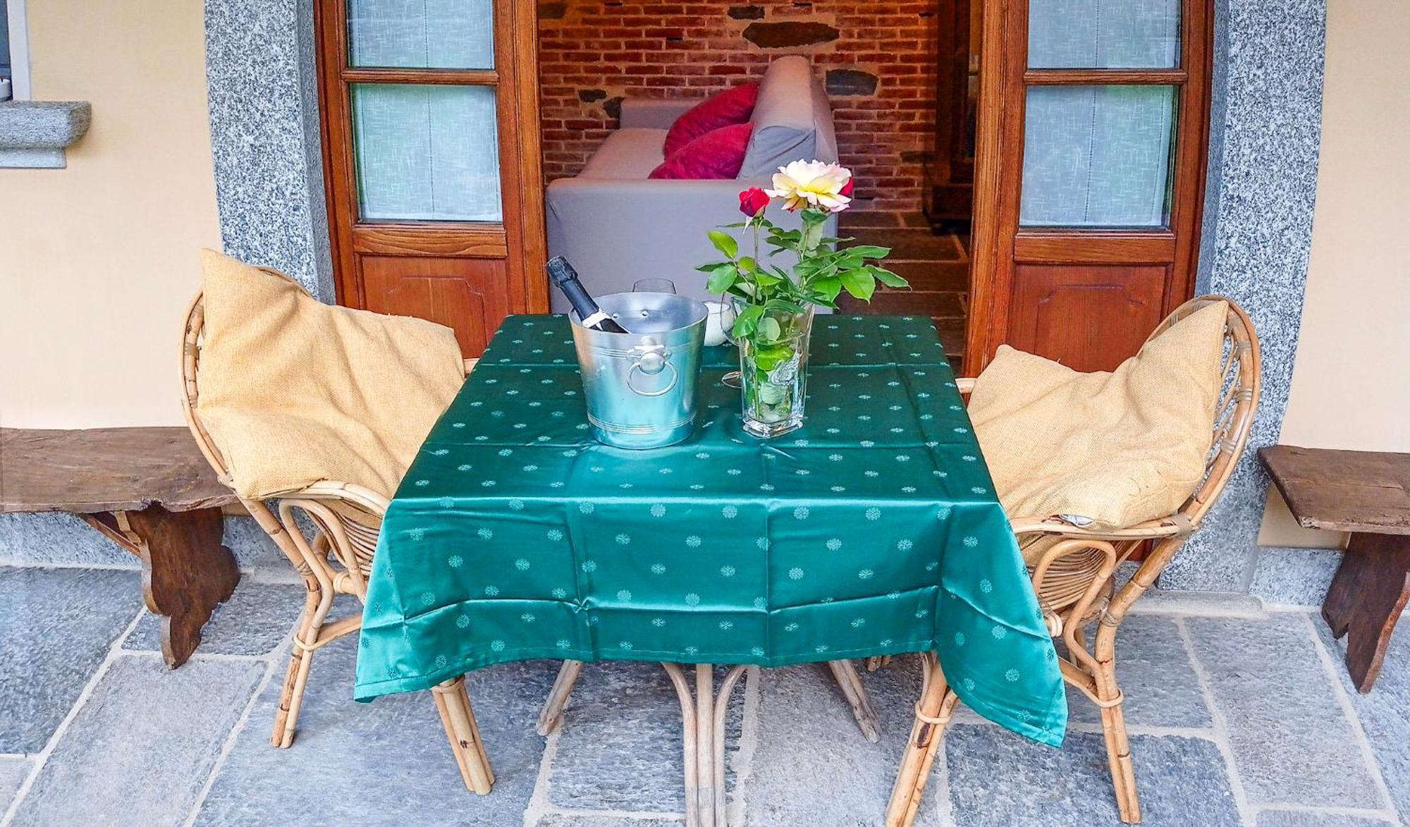 Casa Borgo Apartment Канобио Екстериор снимка